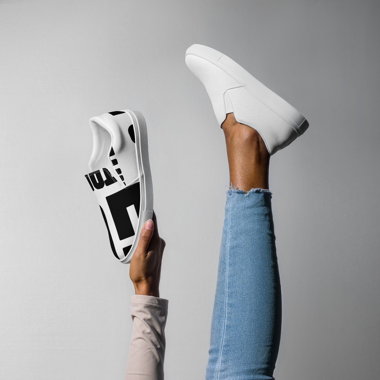 Deus Women’s slip-on canvas shoes